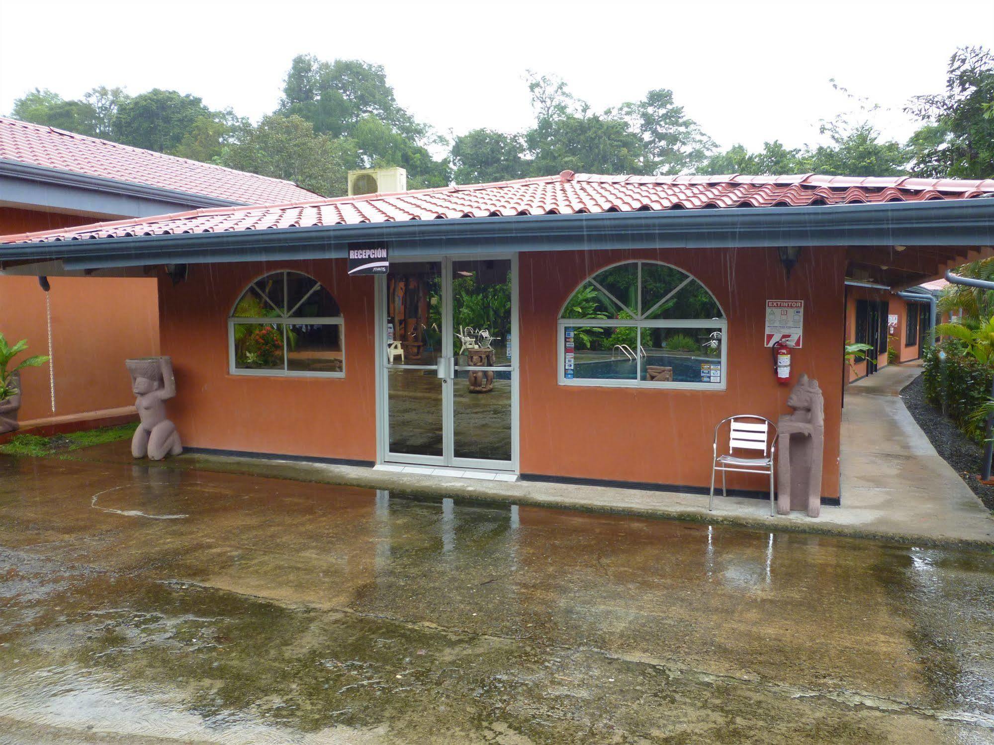 Pacific Paradise Resort Quepos Exterior photo